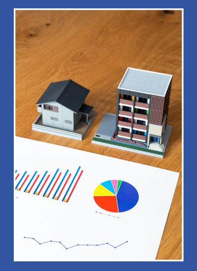 Black & Gold Minimalist Happy Birthday Invitation